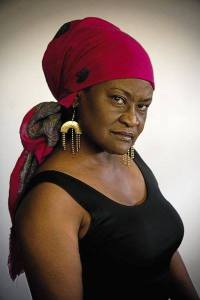 Deborah Hunter headshot